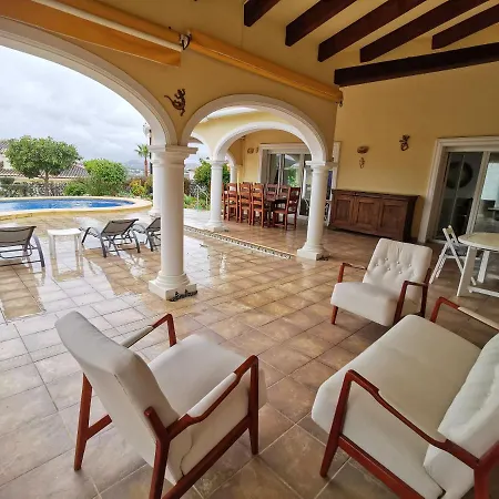 Villa Zayas *